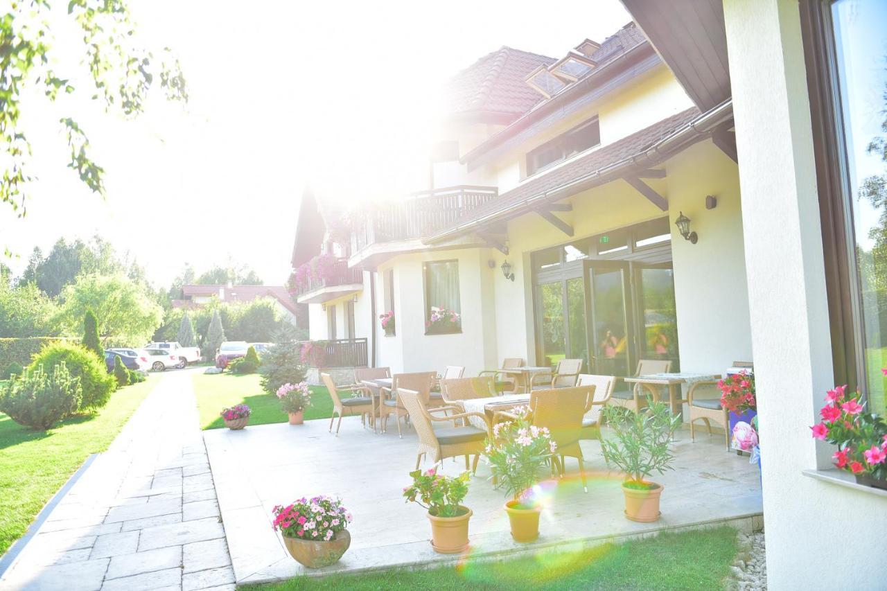 Natura Family Resort Avrig Exterior foto